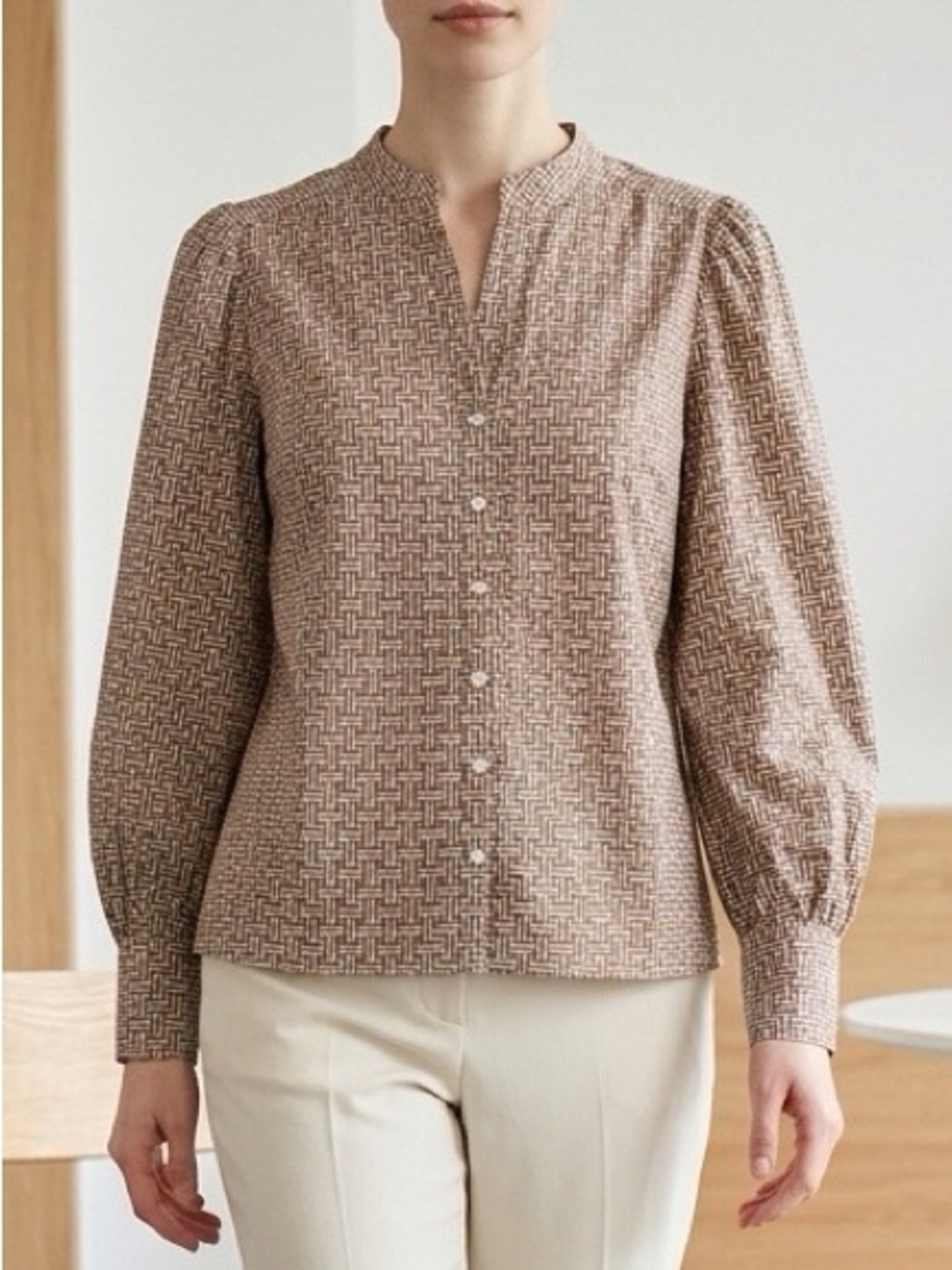 Ann Taylor Factory Brown and Cream Patterned Blouse - Size Medium